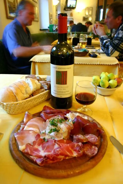 Chalet Villa Valania Pradelle Gasthof